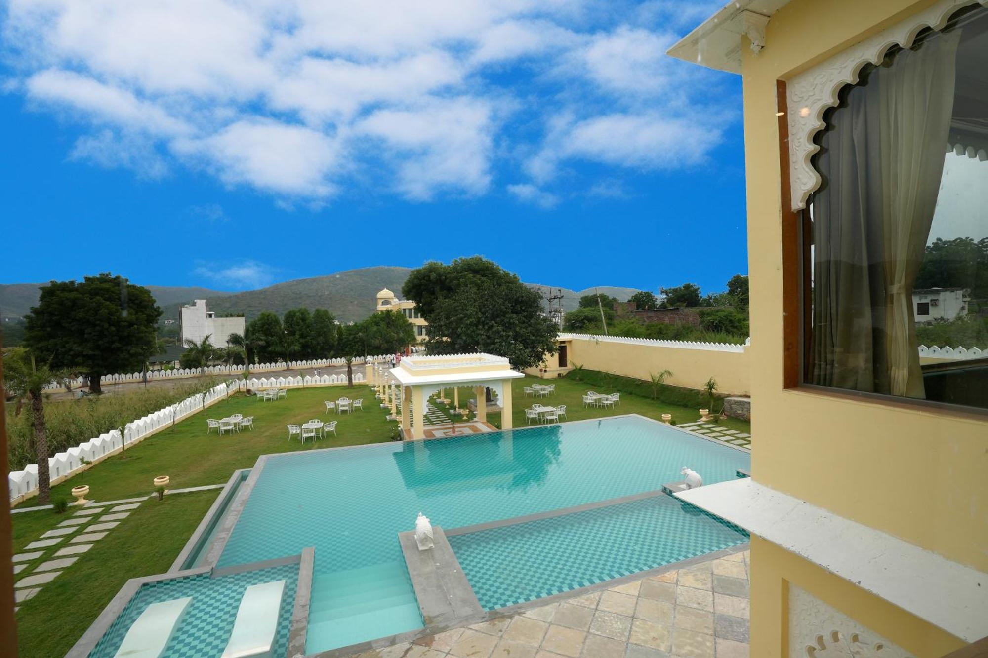 Maangarh Resorts Udaipur Exterior foto