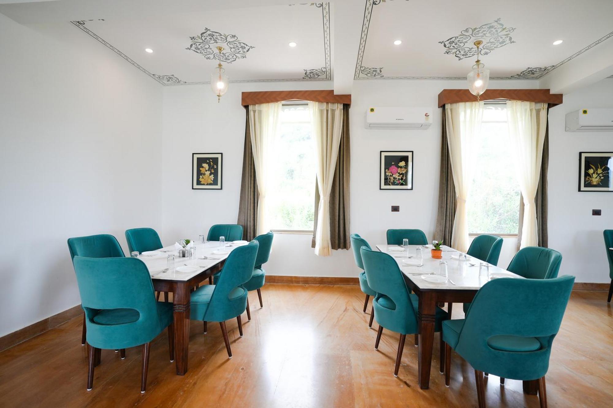 Maangarh Resorts Udaipur Exterior foto